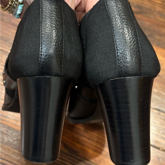 Brighton Renata Leather Slip On Heels Sz 8.5 Studded Belt Buckle - Picture 5 of 8